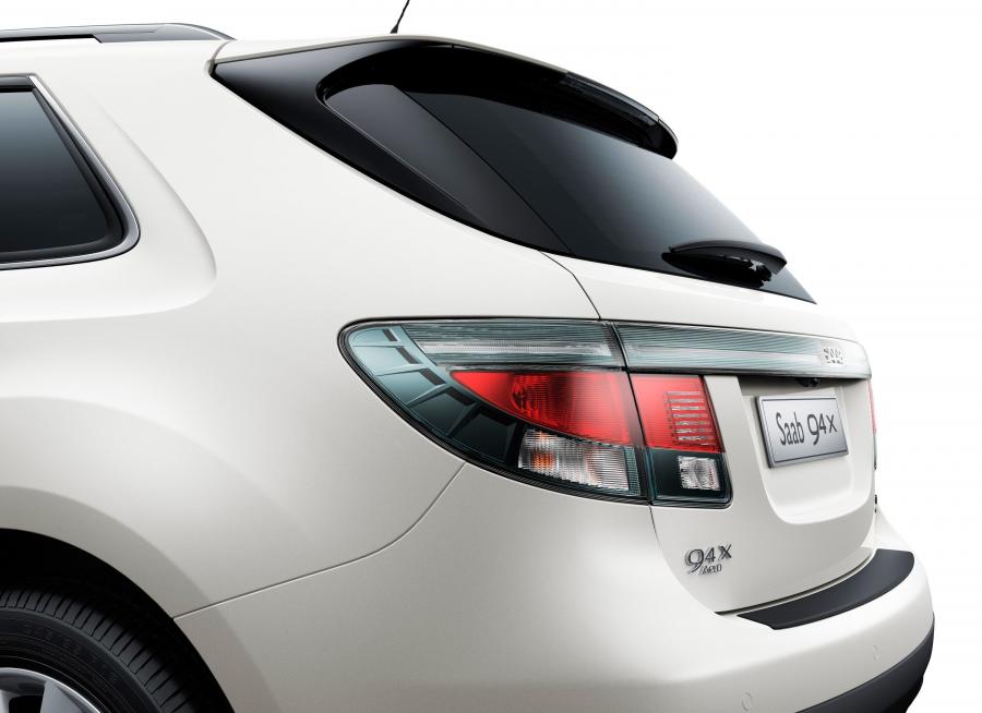  Saab 9-4X 2011 года  (фото 42 из 145)
